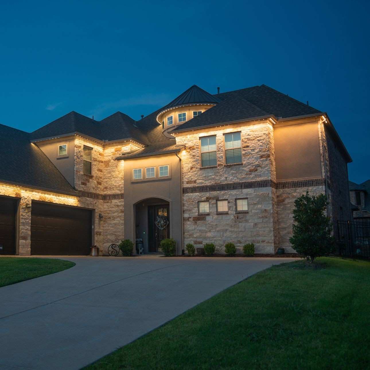 permanent lighting contractor boise